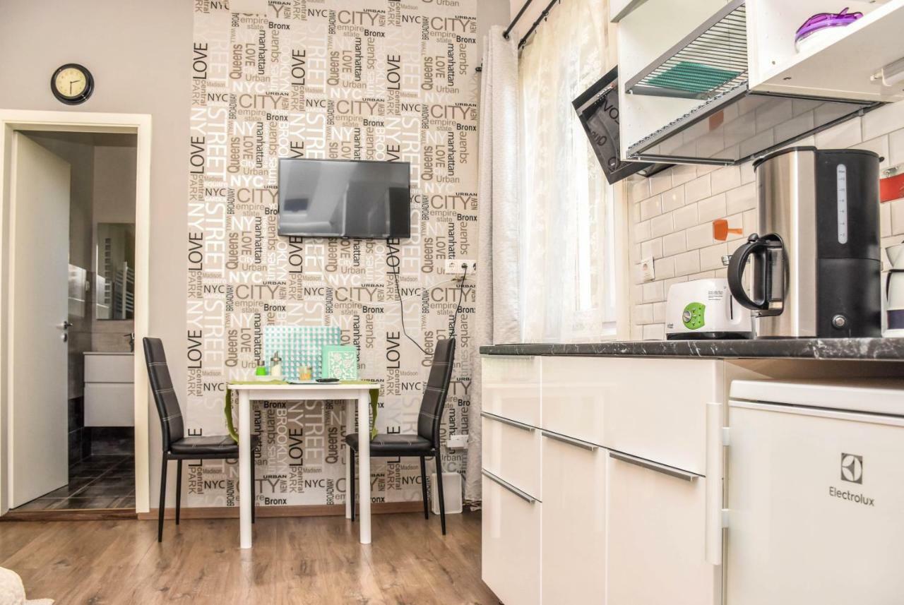 Diamond Astoria Apartments Budapest Luaran gambar