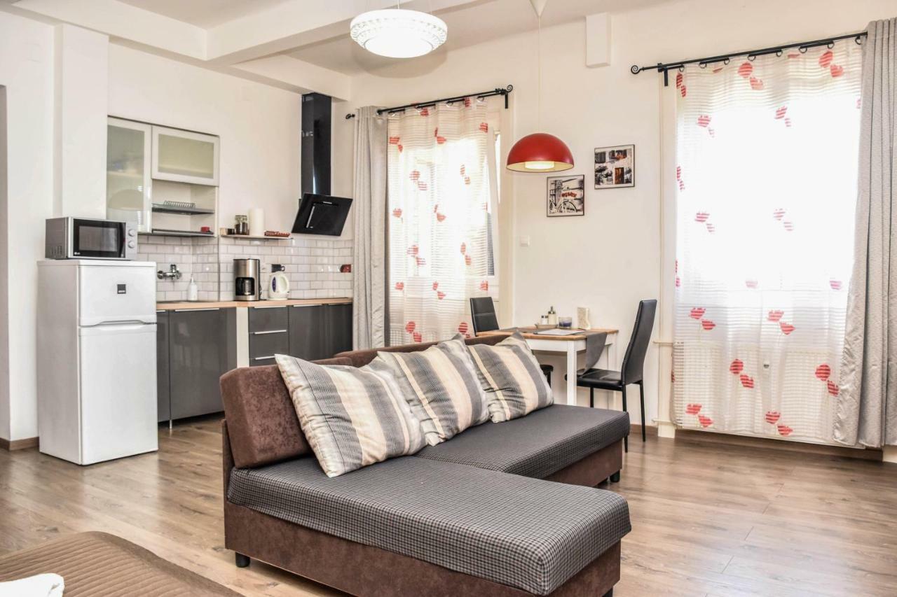 Diamond Astoria Apartments Budapest Luaran gambar