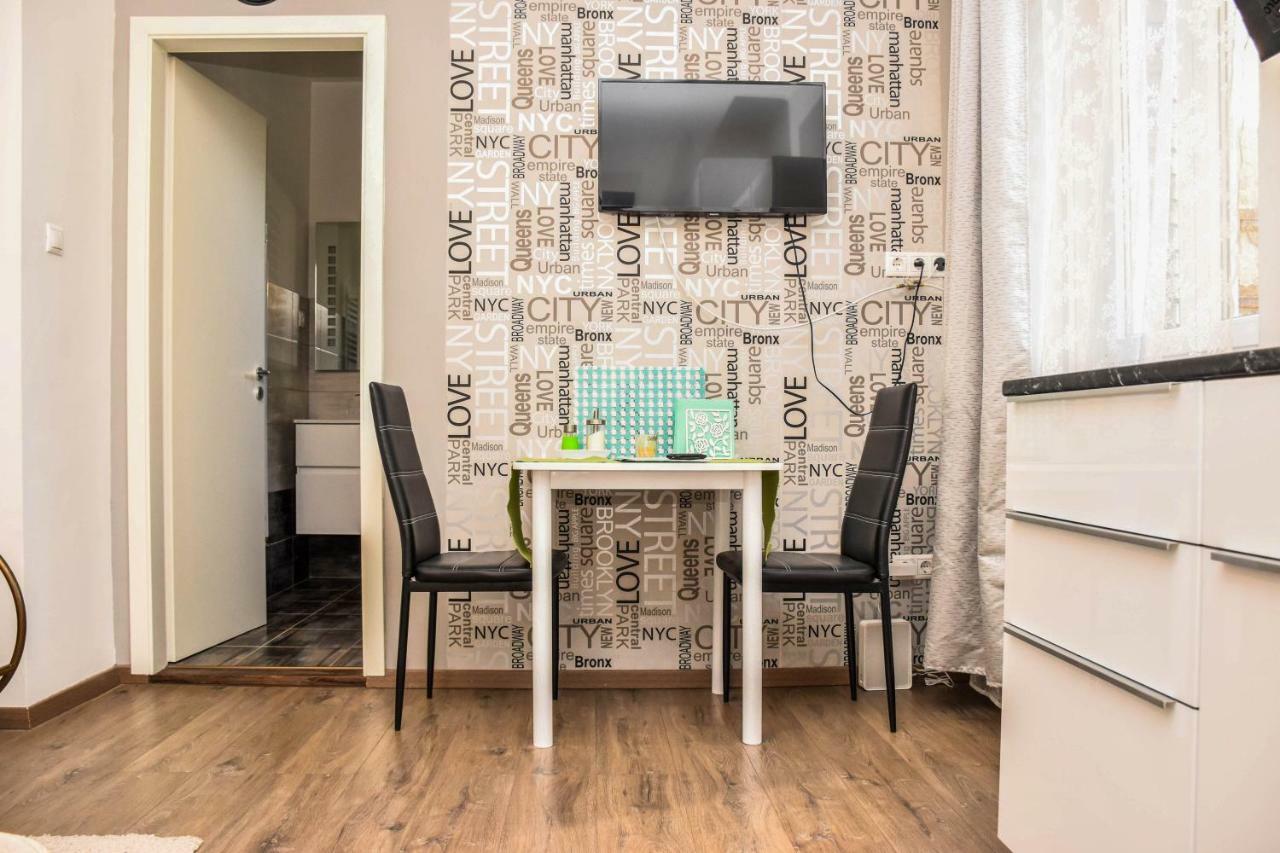 Diamond Astoria Apartments Budapest Luaran gambar