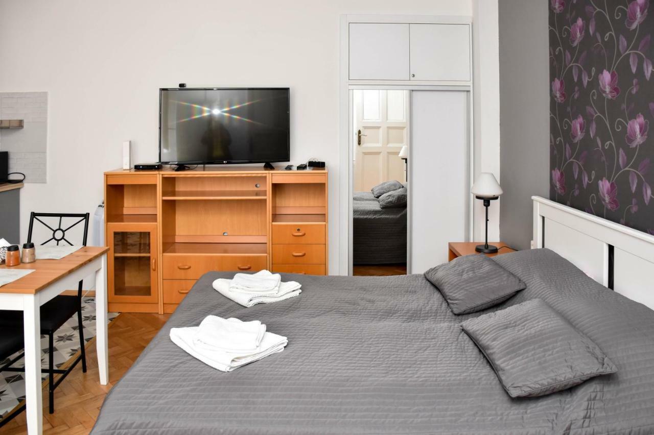 Diamond Astoria Apartments Budapest Luaran gambar