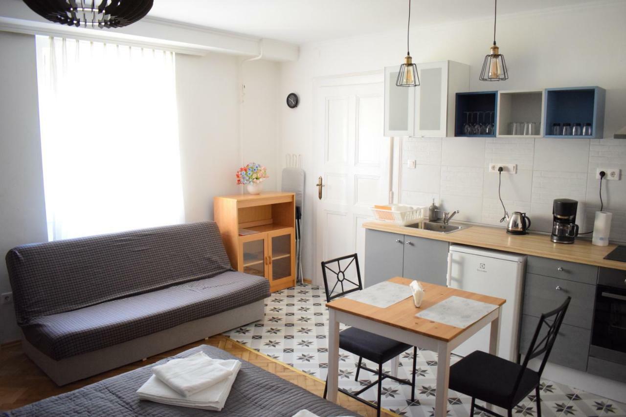 Diamond Astoria Apartments Budapest Luaran gambar