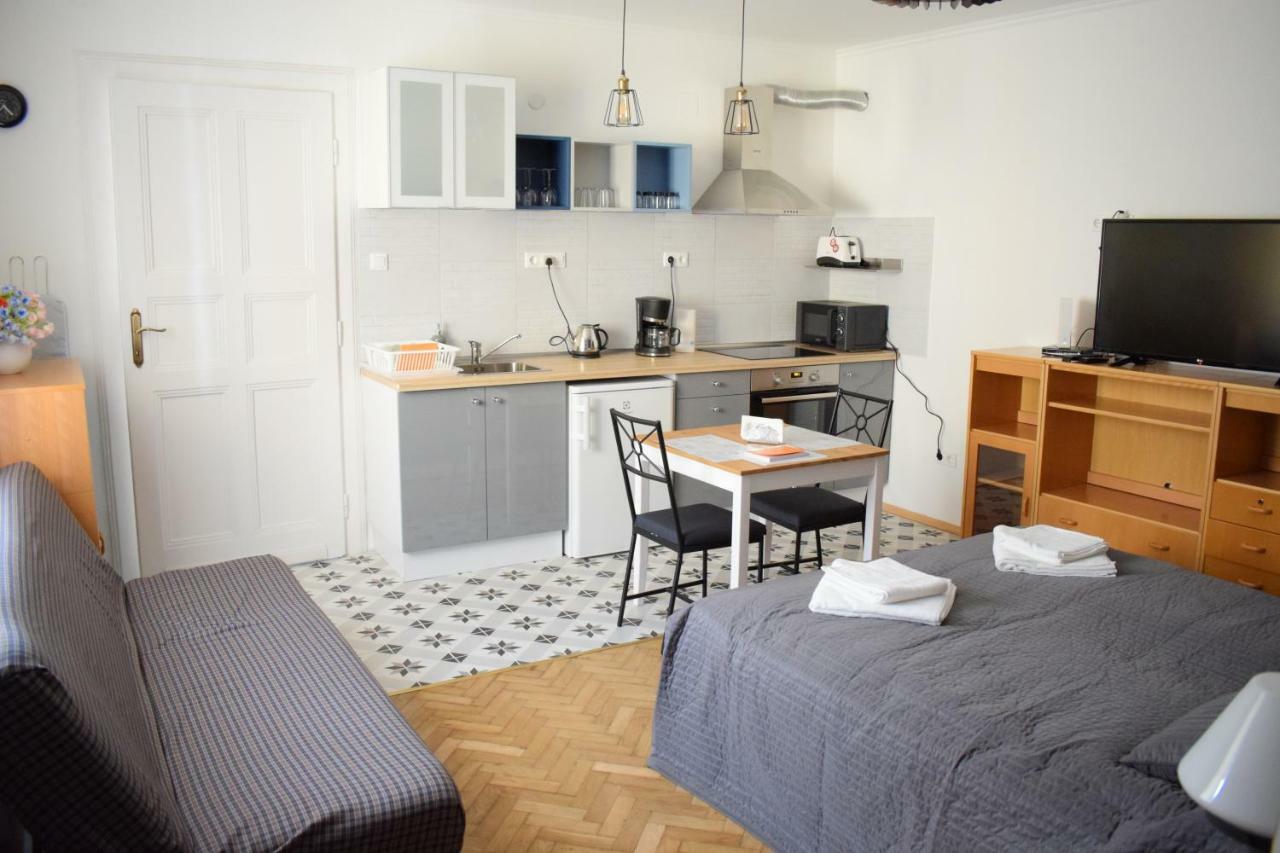 Diamond Astoria Apartments Budapest Luaran gambar