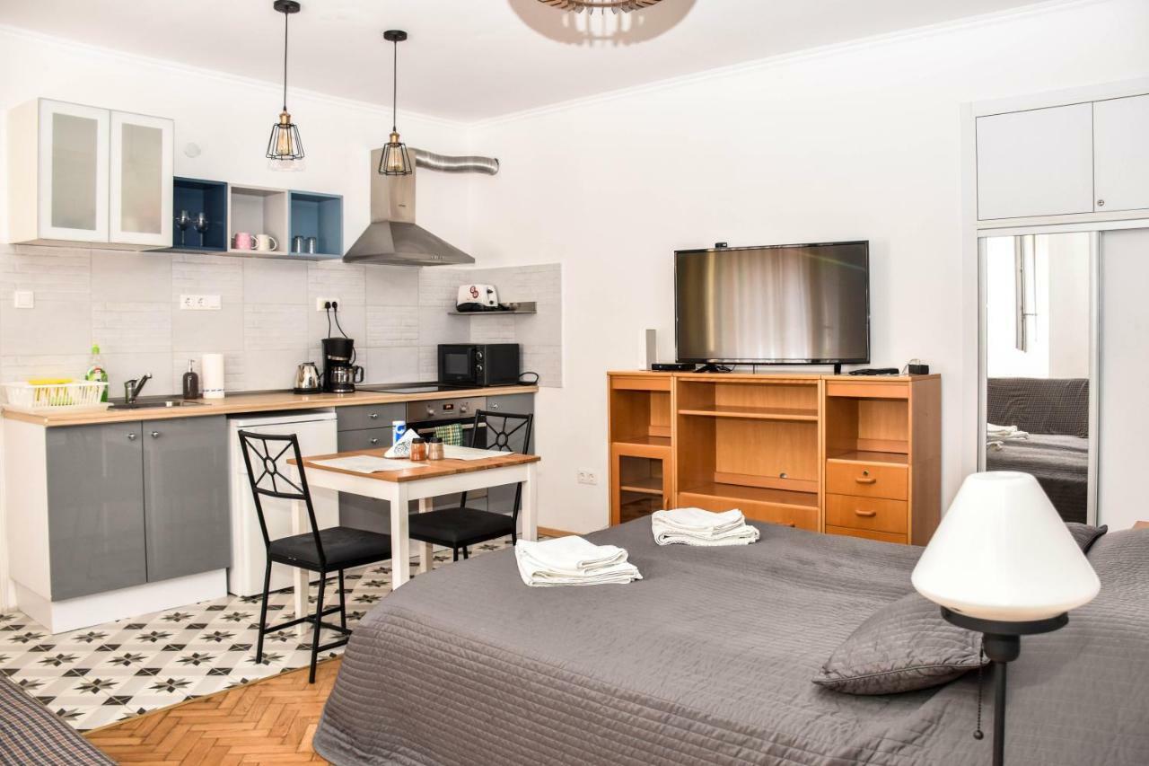 Diamond Astoria Apartments Budapest Luaran gambar